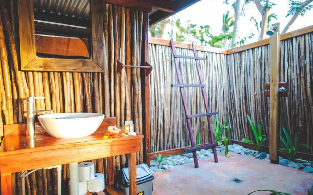 Barefoot Manta Island Resort Drawaqa Island Exterior photo